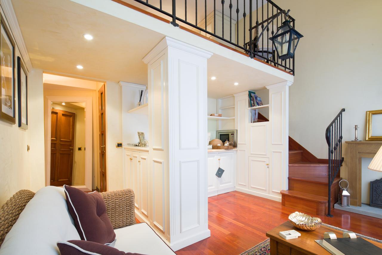 Old Tower Ponte Vecchio Suite フィレンツェ 部屋 写真